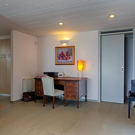 Beachfront Villa Hoopoe Schinias, Marathon Экстерьер фото